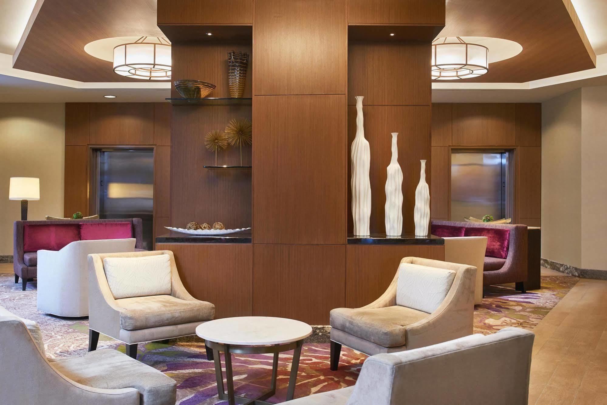 Doubletree By Hilton Irvine Spectrum Exterior foto